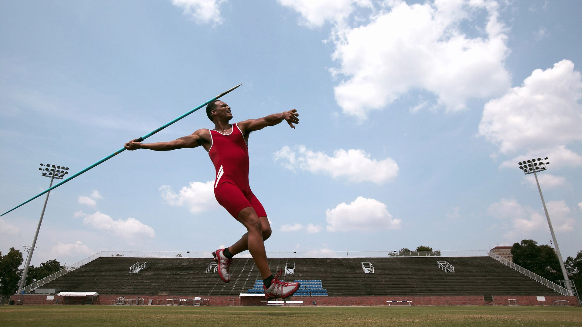 开云体育入口-红箭破浪，铁闸镇海，特奥的攻防统治与利物浦的非洲基因觉醒  第2张